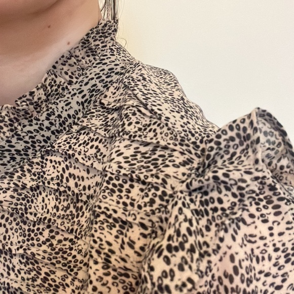 Feminine dress - Picture 12 of 12